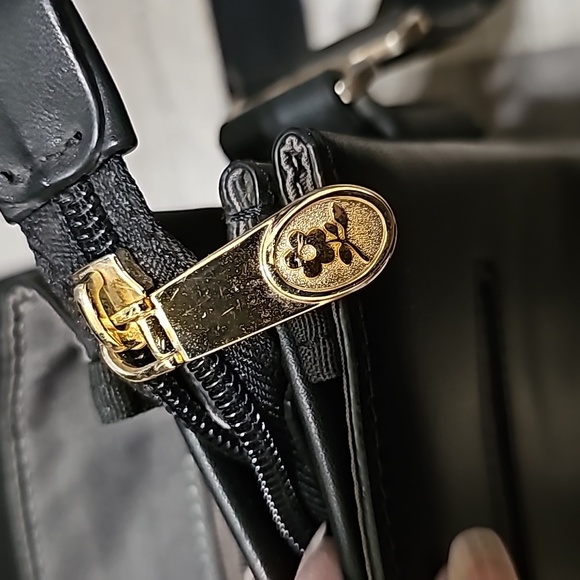 Maison Montagut Paris Travel Purse - Picture 4 of 11